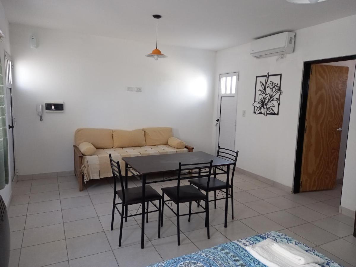 Departamentos Temporarios Raul B. Diaz Apartment Santa Rosa  Bagian luar foto