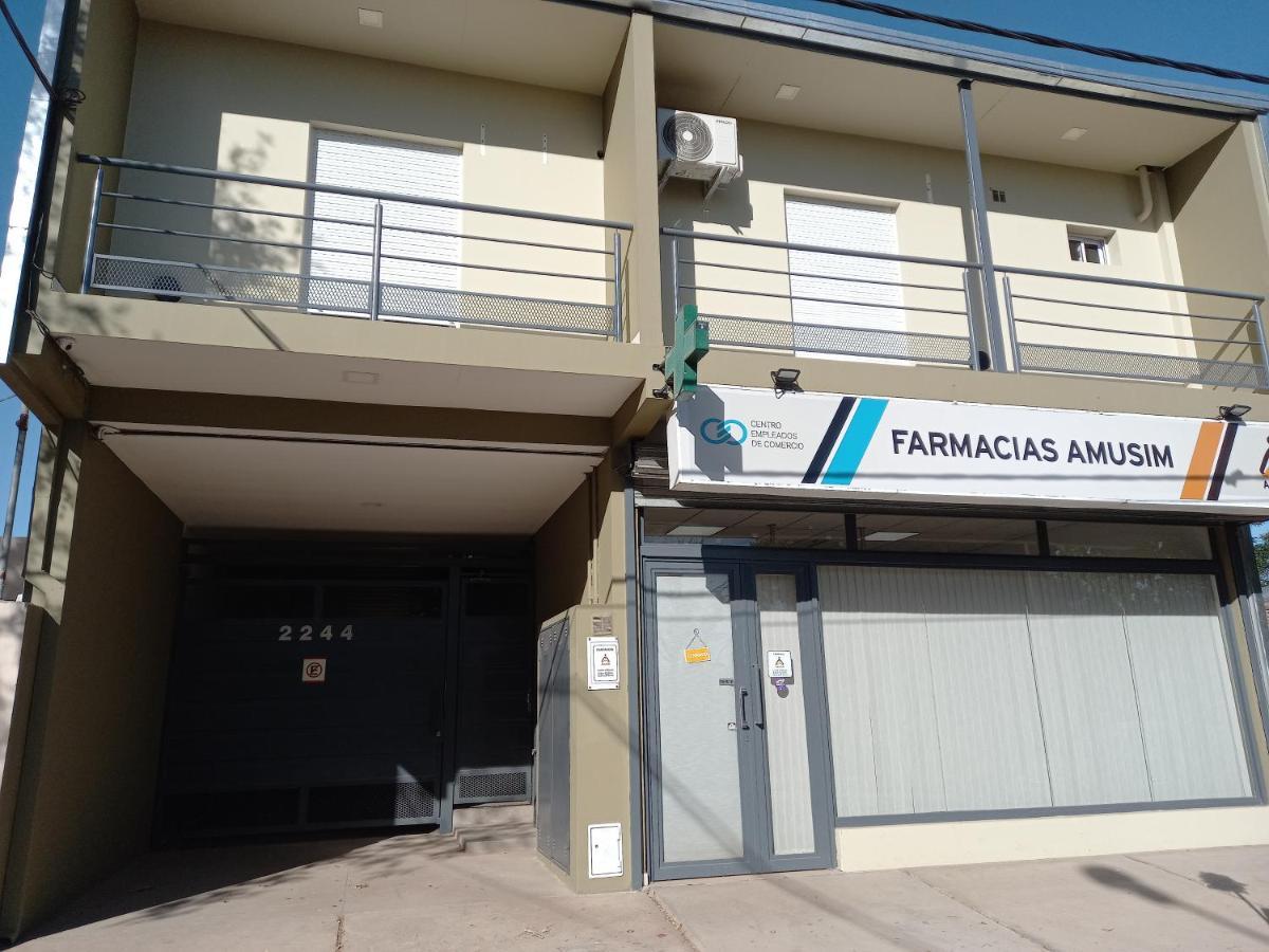 Departamentos Temporarios Raul B. Diaz Apartment Santa Rosa  Bagian luar foto