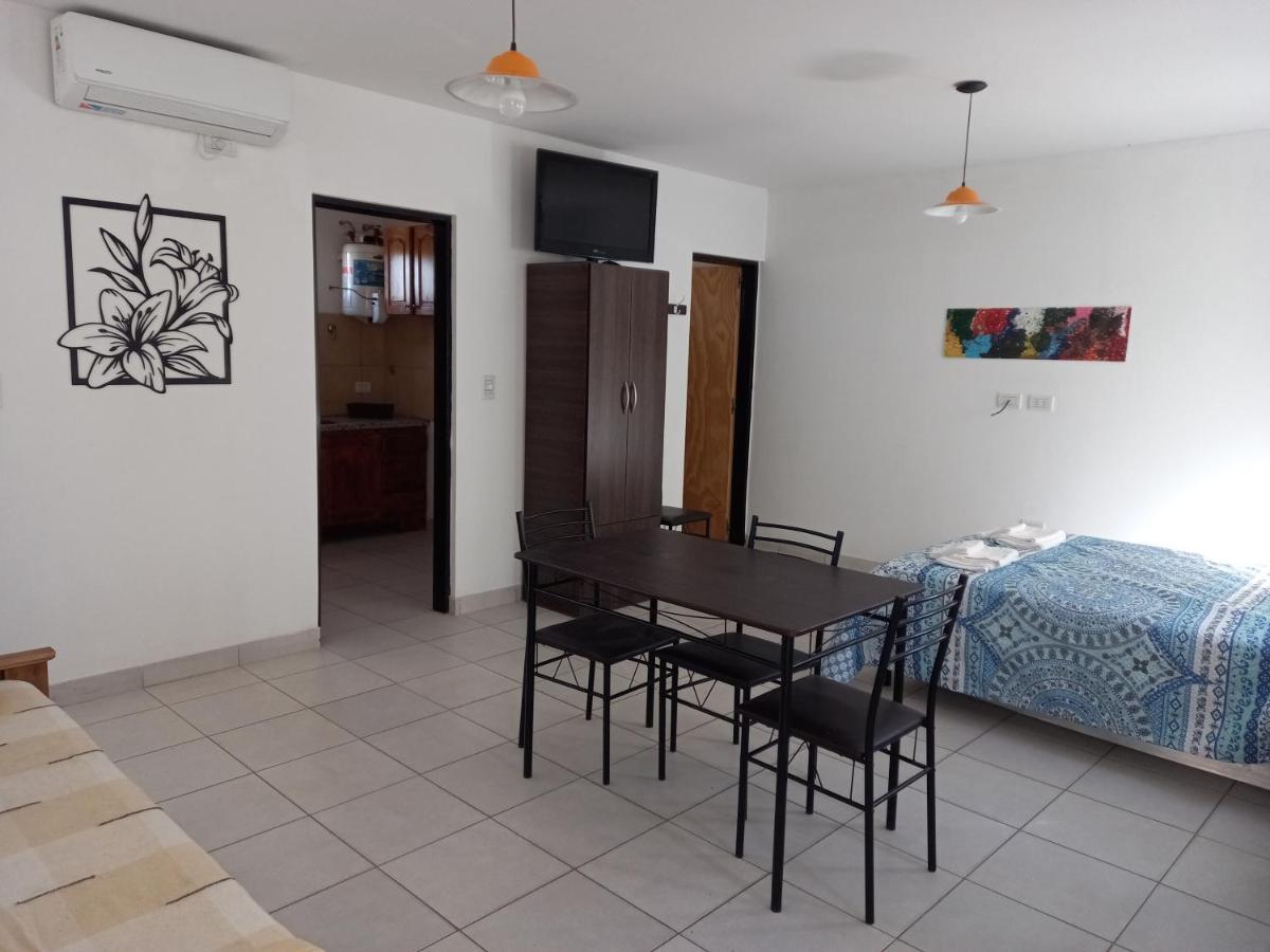 Departamentos Temporarios Raul B. Diaz Apartment Santa Rosa  Bagian luar foto