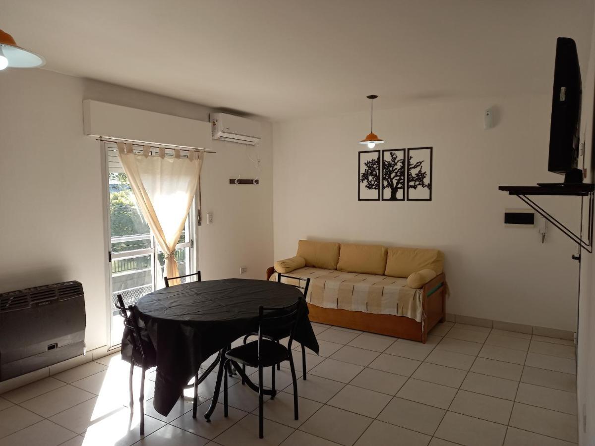 Departamentos Temporarios Raul B. Diaz Apartment Santa Rosa  Bagian luar foto